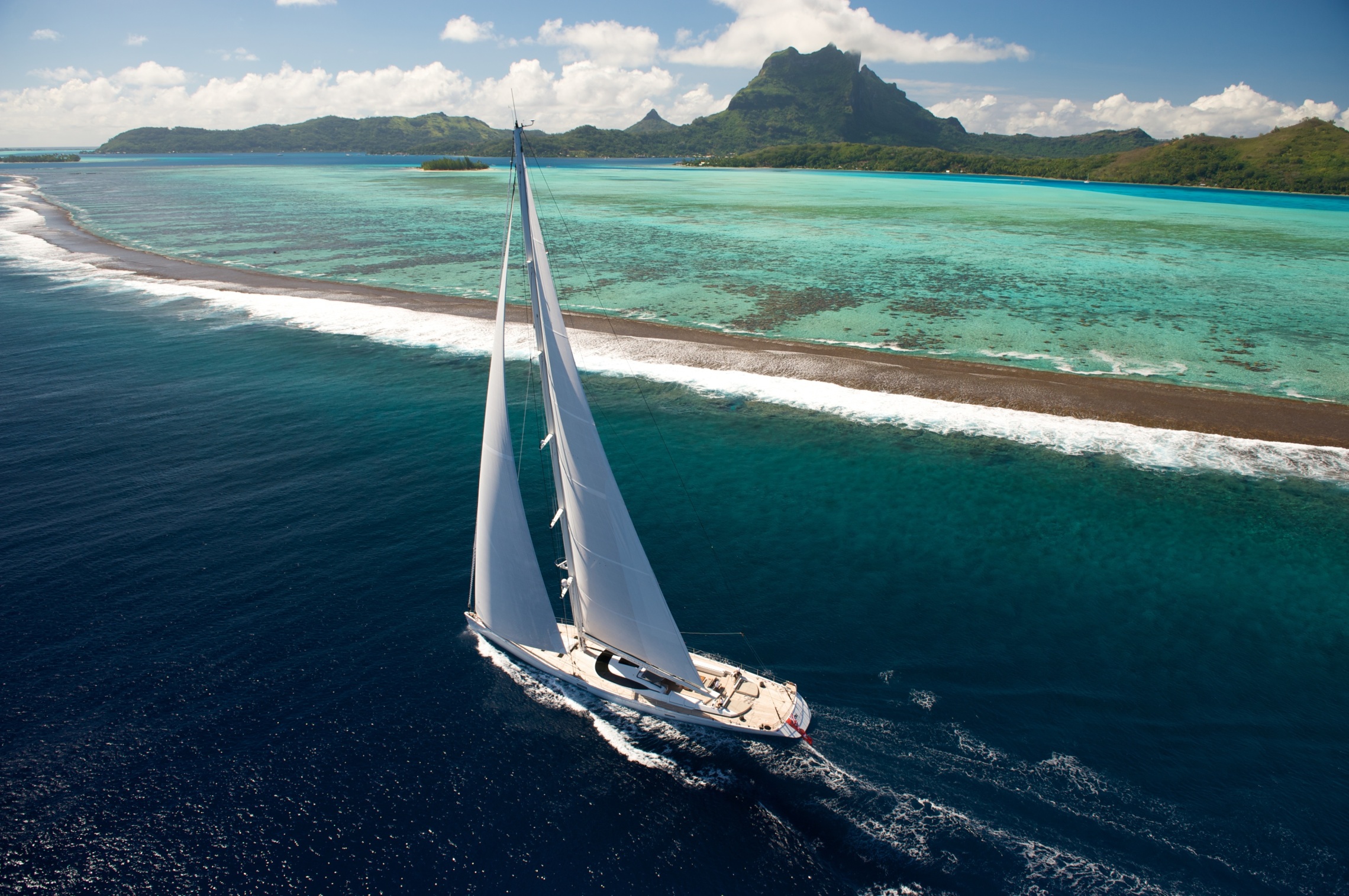 tahiti sailing tours